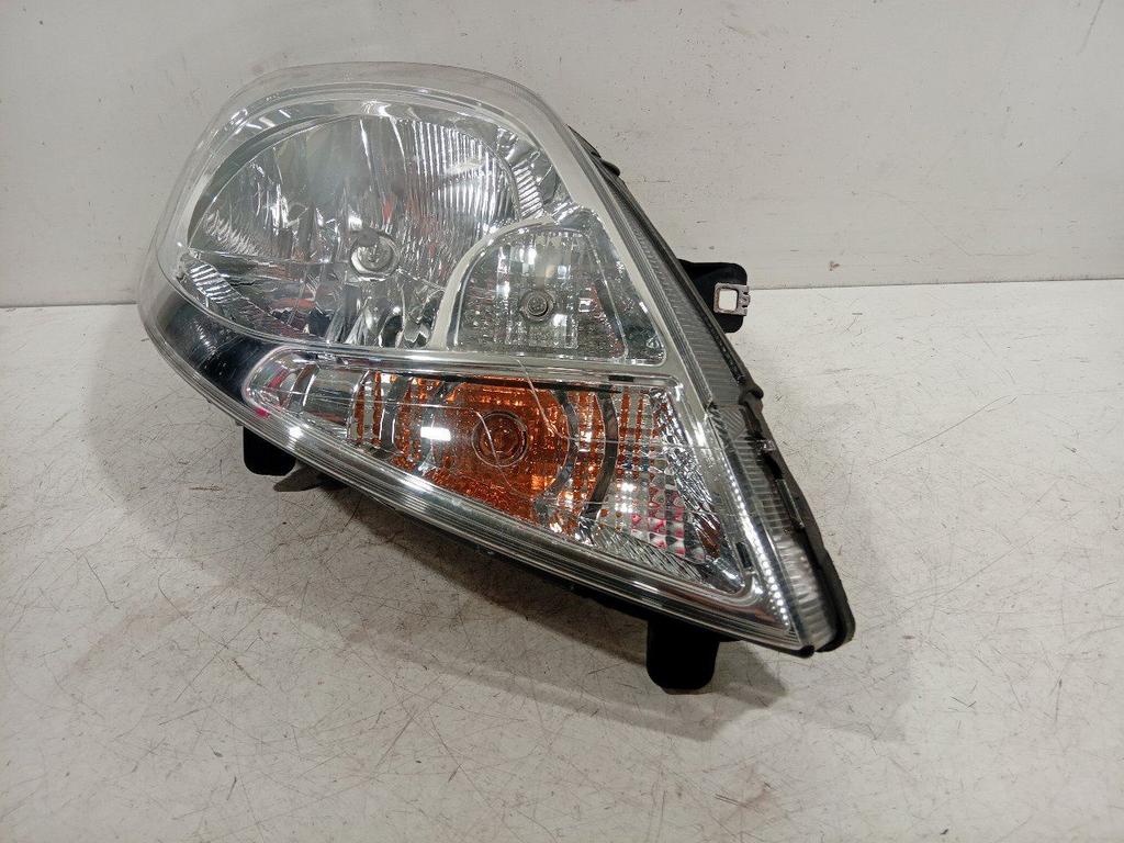 Koplamp rechts Opel Vivaro, Onderdelen@venauto.nl, Van der Ven Autorecycling B.V., Gebruikt, Ettenseweg 76, 4706 PB Roosendaal, The Netherlands