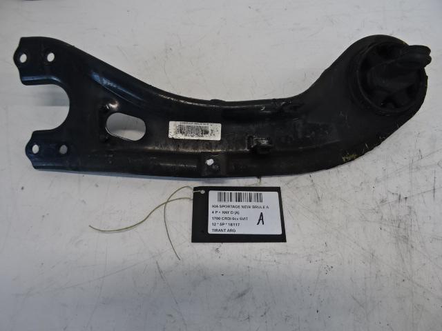 REACTIESTANG LINKS ACHTER Kia Sportage (SL), Auto-onderdelen, Ophanging en Onderstel, Kia, Gebruikt