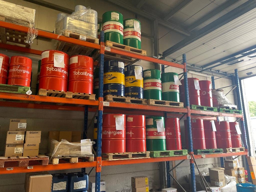 DEZE MAAND STOCKVERKOOP MOTOROLIE HYDRAULIEK, Zakelijke goederen, Landbouw | Tractoren, Ophalen of Verzenden, Renault