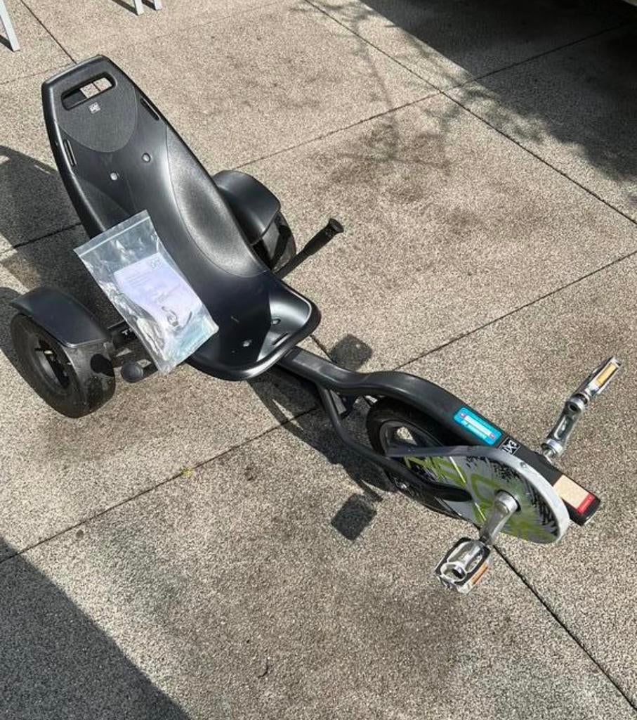 Joli Triker Pro noir, peu utilisé + en bon état, Enlèvement, Comme neuf