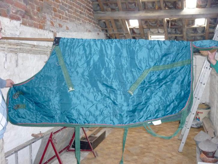 Couverture pour cheval avec couvre queue amovible, Animaux & Accessoires, Chevaux & Poneys | Couvertures & Couvre-reins, Comme neuf