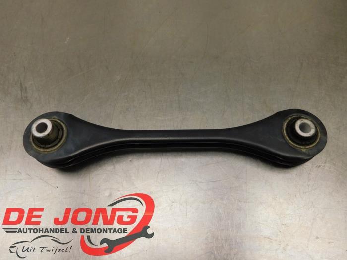 Draagarm rechts-achter van een Volkswagen Passat, Gebruikt, -, Volkswagen, -
