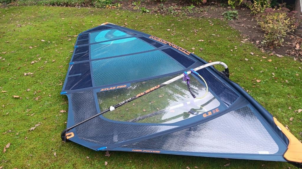 Neilpryde Atlas Pro 6.2, Sports nautiques & Bateaux, Planche à voile, 5 à 7 m², Enlèvement, Utilisé, Avec sac de transport