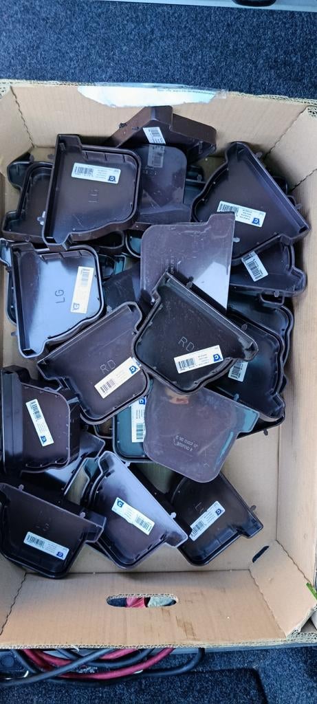 ZijDeksels Dakgoten bruin pvc, Doe-het-zelf en Bouw, Dakpannen en Dakbedekking, Ophalen