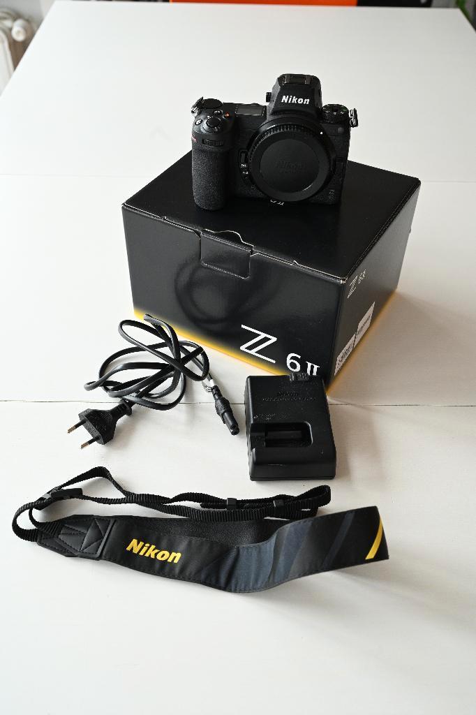 Nikon Z6II - 11 124 Clicks - Très bon état, TV, Hi-fi & Vidéo, Appareils photo numériques, Comme neuf, Nikon, Enlèvement ou Envoi