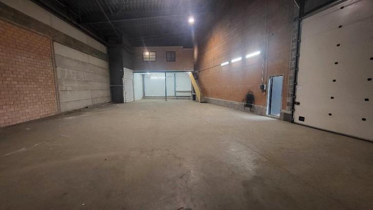 Opslagplaats/Magazijn te Deurne, Immo, Garages & Places de parking, Anvers (ville)