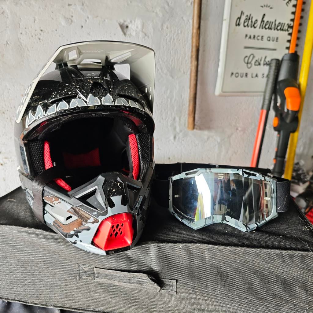 Casque alpinestar avec lunette taille XL, Motos, Enlèvement, XL