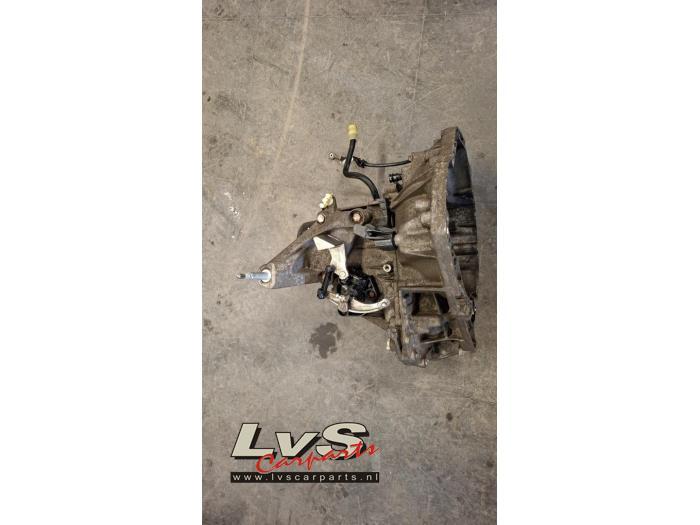Boîte de vitesse d'un Renault Twingo, Autos : Pièces & Accessoires, Transmission & Accessoires, Renault, Utilisé, Enlèvement ou Envoi