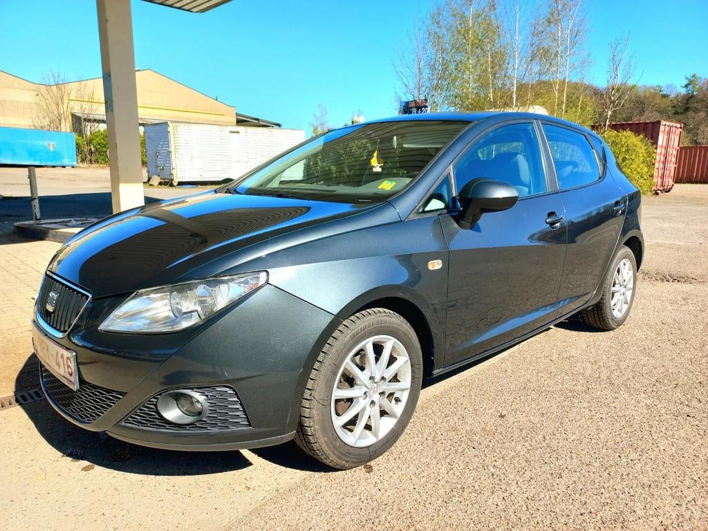 SEAT IBIZA TDi 1.2L, Autos, Seat, Particulier, Ibiza, ABS, Airbags, Air conditionné, Bluetooth, Ordinateur de bord, Verrouillage central