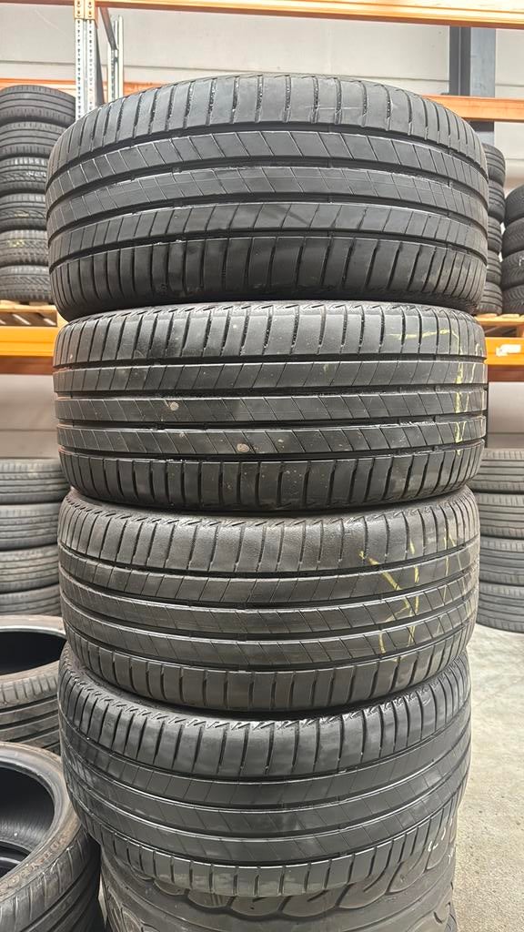 2454019  245/40/19  245/40R19 zomer merk Bridgestone, Kleding | Dames, Jassen | Zomer, Ophalen