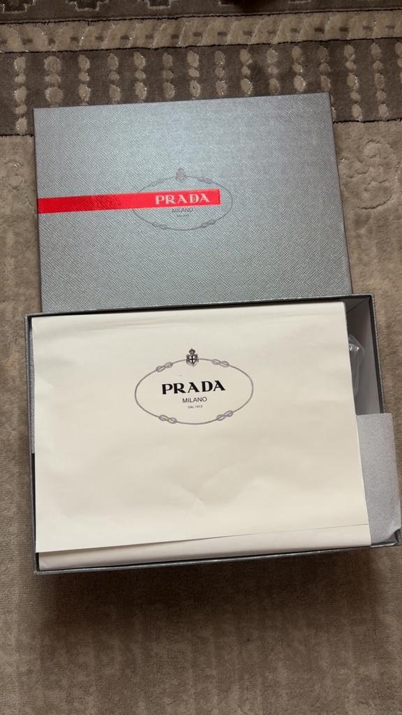 Prada cups, Ophalen of Verzenden, Zo goed als nieuw