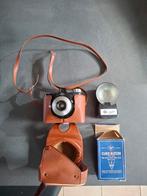 Ancien appareil photo Agfa et son flash pour collectionneurs, Enlèvement ou Envoi