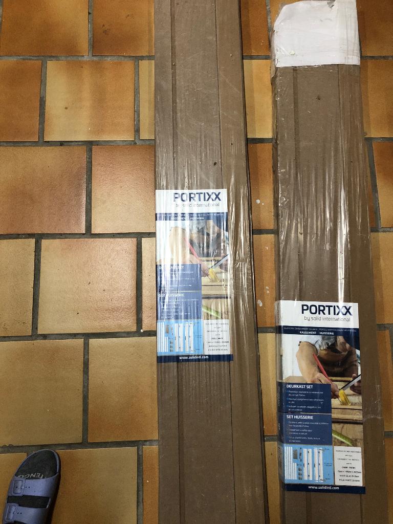 Portixx deurkast set 2 stuks, Doe-het-zelf en Bouw, Plinten en Afwerking, Ophalen, Overige materialen, 200 tot 250 cm, Lijsten