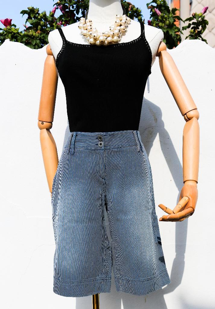 Korte broek van katoen Gant 42, Kleding | Dames, Broeken en Pantalons, Zo goed als nieuw, Maat 42/44 (L), Blauw, Ophalen of Verzenden