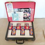 Valies met olieblikken wynn's For Oil, Ophalen of Verzenden