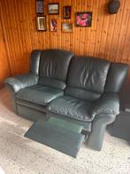 Canapé 2 places en cuir vert avec repose‑pieds intégré, Maison & Meubles, Enlèvement, Utilisé, Cuir