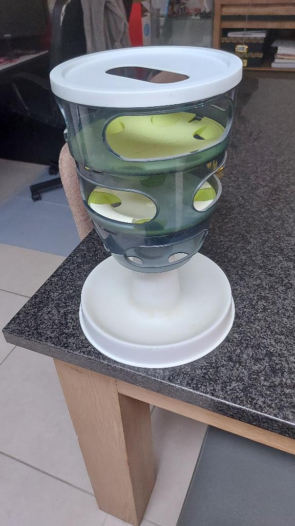 voedertoren kat, Animaux & Accessoires, Nourriture & Abreuvoirs pour chats, Enlèvement, Utilisé