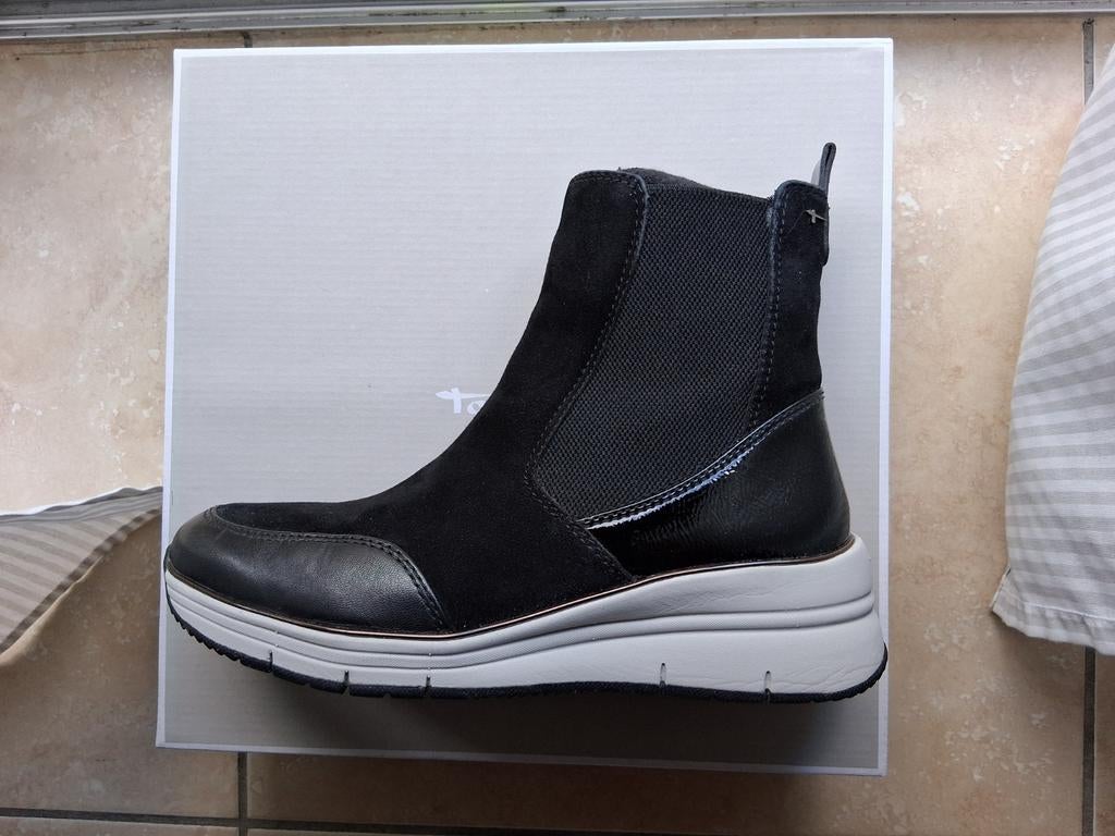 Bottines Tamaris cuir femme état neuf p38, Vêtements | Femmes, Chaussures, Enlèvement ou Envoi