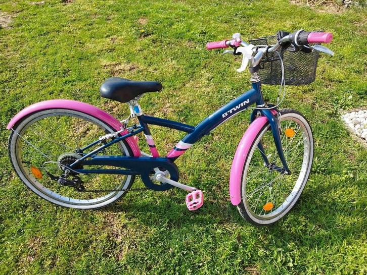 velo fille b-twin 9-12 ans, Vélos & Vélomoteurs, Vélos | Vélos pour enfant, Utilisé, Moins de 16 pouces, Enlèvement