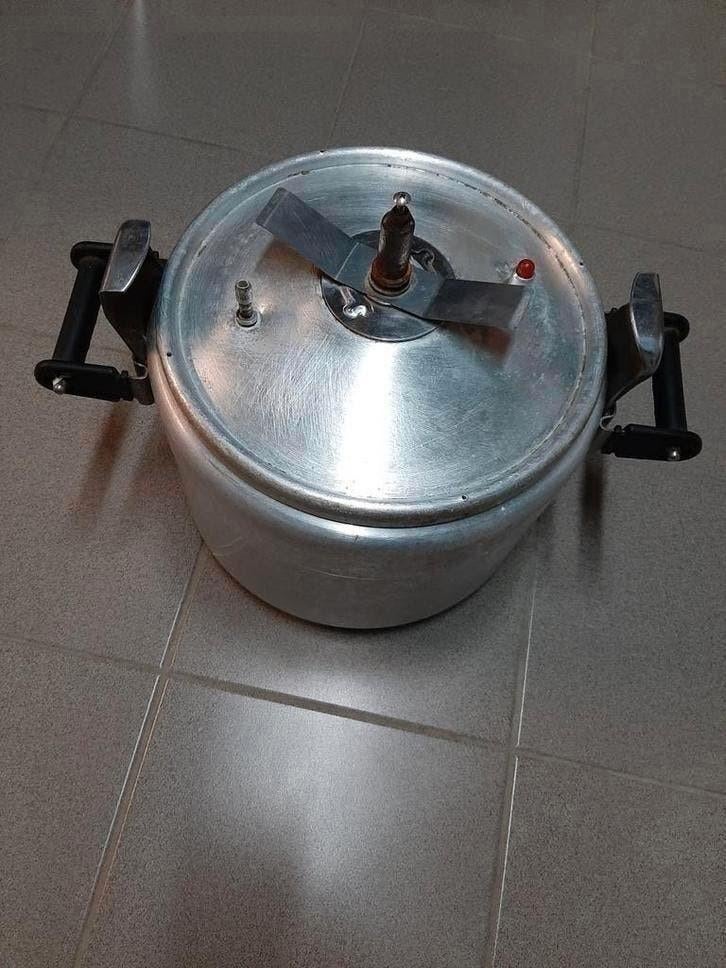 Kwalitatieve grote kookpot, Enlèvement, Comme neuf