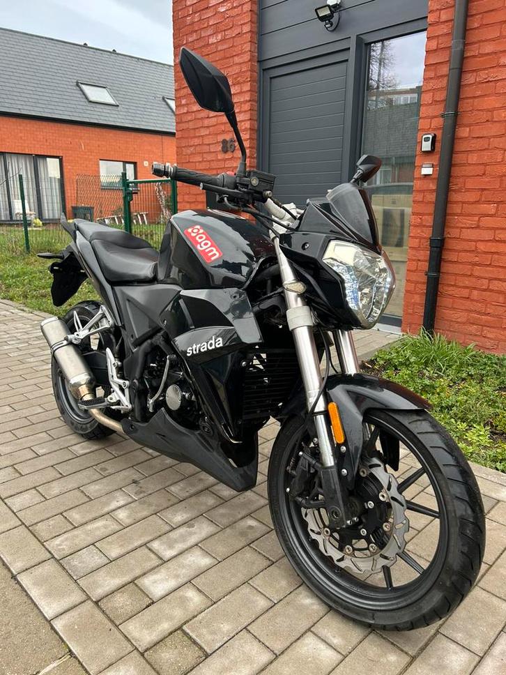 Moto AGM 50cc homologué classe B, Vélos & Vélomoteurs, Cyclomoteurs | Derbi, Enlèvement