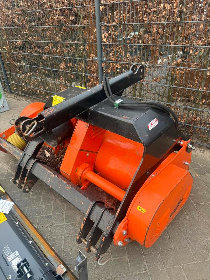 Perfect klepelmaaier versnipperaar 180, Articles professionnels, Agriculture | Outils, Enlèvement ou Envoi