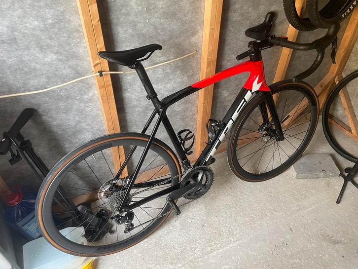 Trek emonda sl6, Vélos & Vélomoteurs, Vélos | Vélos de course, Utilisé, Hommes, Autres marques, Carbone, Enlèvement