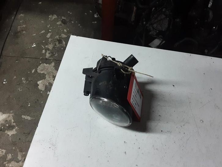 ANTI BROUILLARD AVANT GAUCHE Volkswagen Polo IV (9N1 / 2/3), Autos : Pièces & Accessoires, Éclairage, Volkswagen, Utilisé