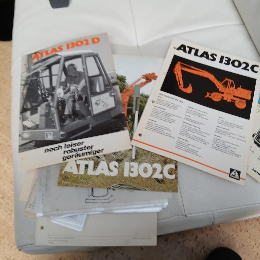 Technische fiche Atlas 1302c 1302d, Ophalen of Verzenden