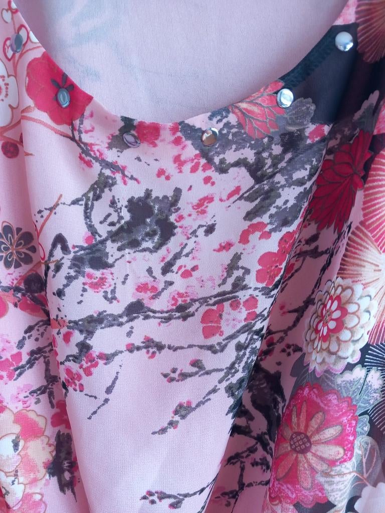 Robe d'été,  fleurie.  T 46. Doublée, Enlèvement ou Envoi