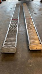 oprijplaten rampen in Alu (5m lang en zeer sterk), Auto diversen, Aanhangers en Bagagewagens, Ophalen, Zo goed als nieuw