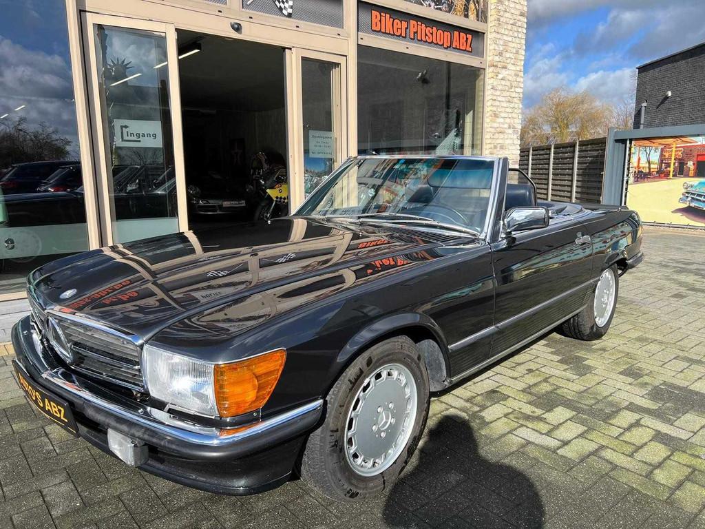 Mercedes-Benz - 560 SL - Voiture classique, Achat, Entreprise, Cabriolet, Toit ouvrant