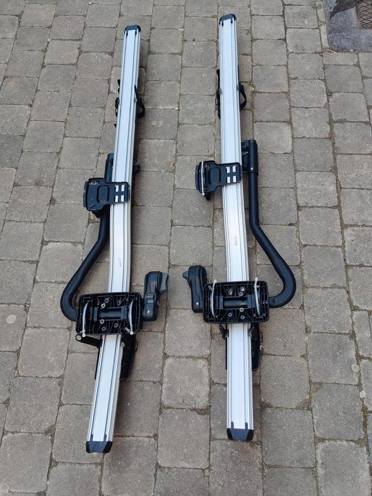 THULE ProRide 591, Autos : Pièces & Accessoires, Barres latérales