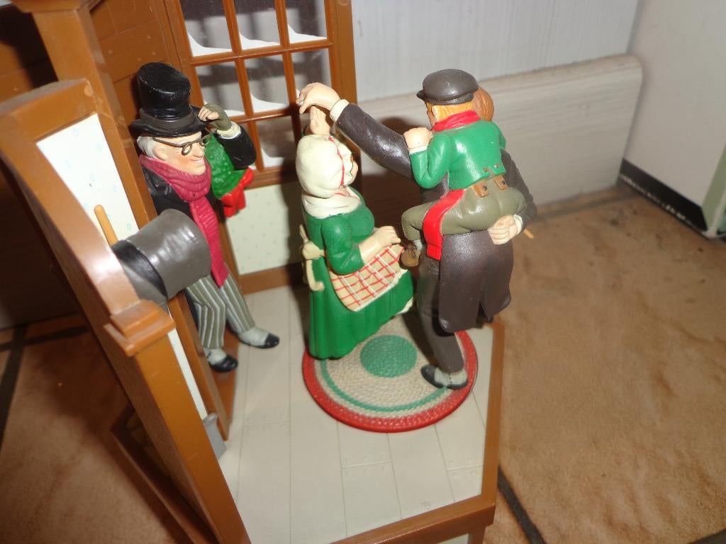 Oude enesco muziekdoos met beweging, Antiek en Kunst, Curiosa en Brocante, Ophalen