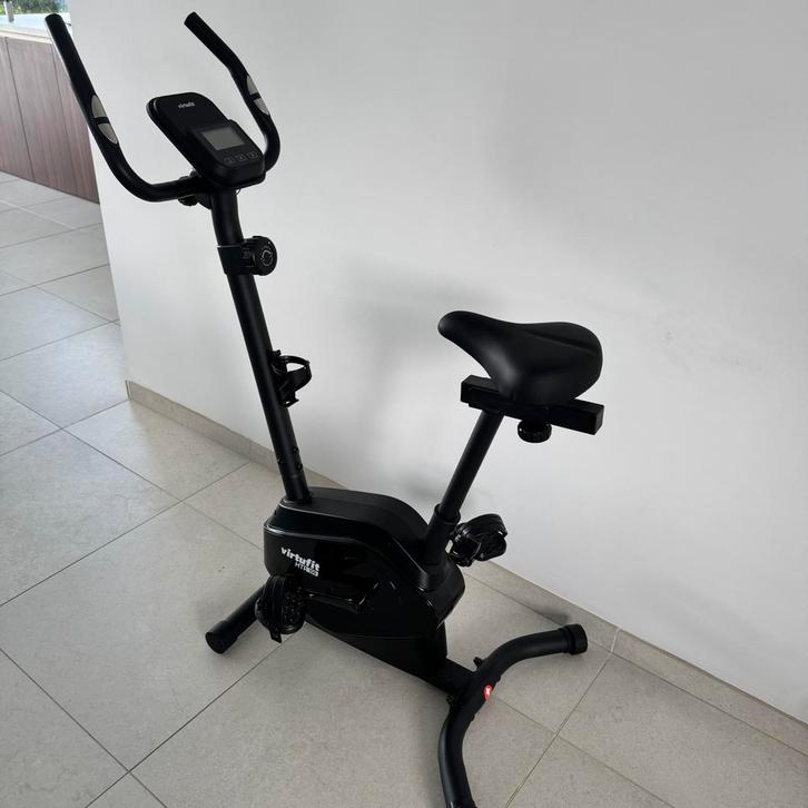 Hometrainer, Sport en Fitness, Fitnessapparatuur, Zo goed als nieuw, Hometrainer, Ophalen