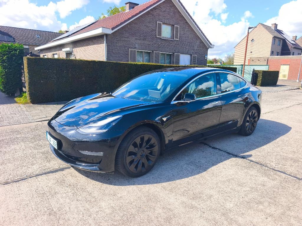 Tesla Model 3 Long Range AWD | Solid Black| FSD | SoH 90%, Auto's, Tesla, Automaat, 324 kW, 0 cilinders, Lichtsensor