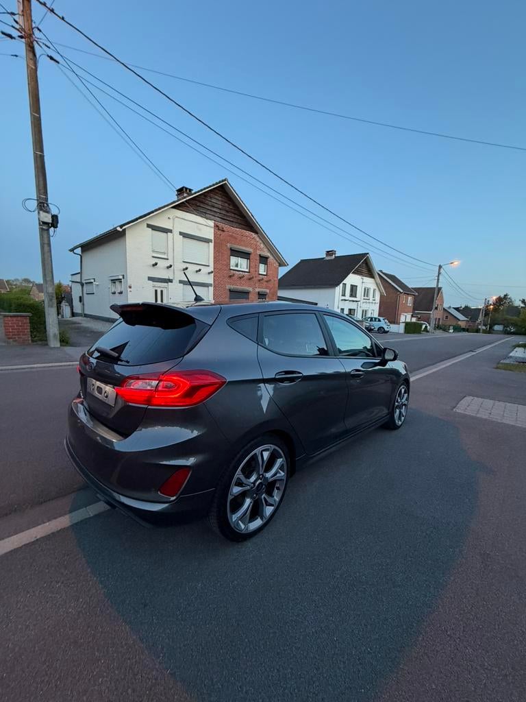 Ford fiesta ST LINE FULL OP  2018 euro 6c PRETE A IMMAT, Autos, Ford, Cuir, Argent ou Gris, Achat, Euro 6