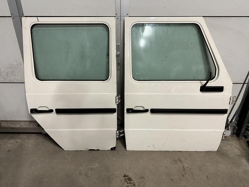 Mercedes G klasse W463 deur portier rechtsvoor rechtsachter, Auto-onderdelen, Carrosserie, Deur, Mercedes-Benz, Gebruikt, Ophalen of Verzenden