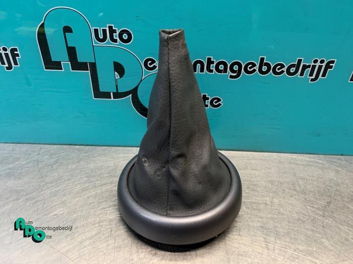 Enveloppe levier de vitesse d'un Mini Cooper, Autos : Pièces & Accessoires, Habitacle & Garnissage, Mini, Utilisé, 3 mois de garantie