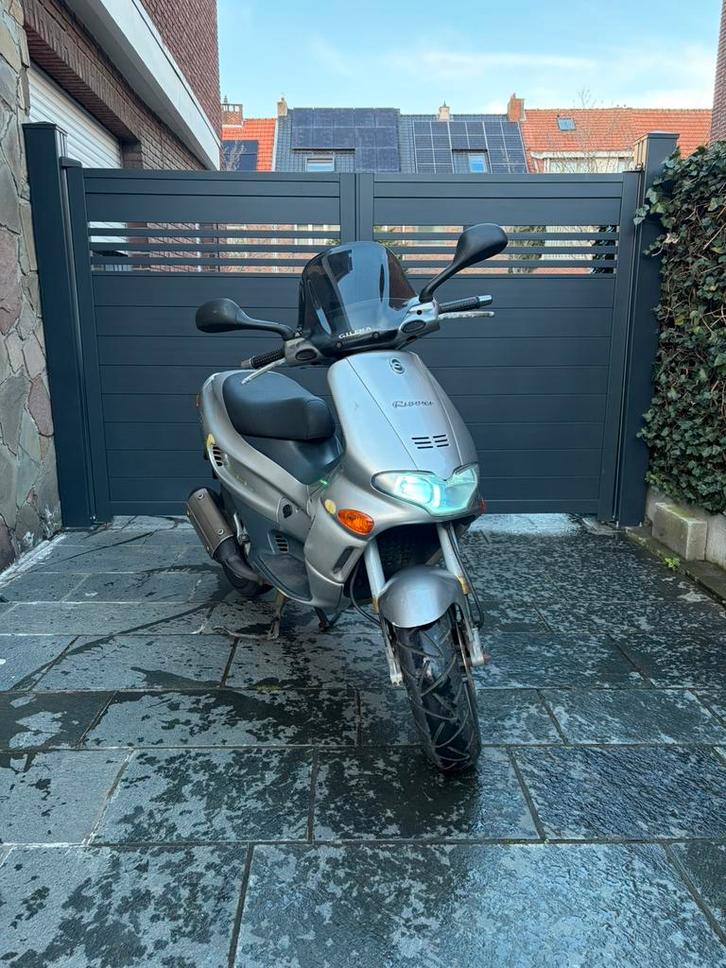 Gilera runner 172cc A1 belgische papieren, Fietsen en Brommers, Scooters | Piaggio, Zo goed als nieuw, Ophalen