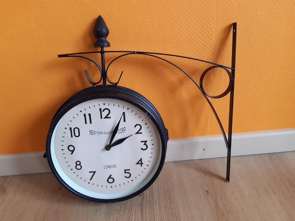 Horloge à plateforme, Maison & Meubles, Accessoires pour la Maison | Horloges, Enlèvement ou Envoi