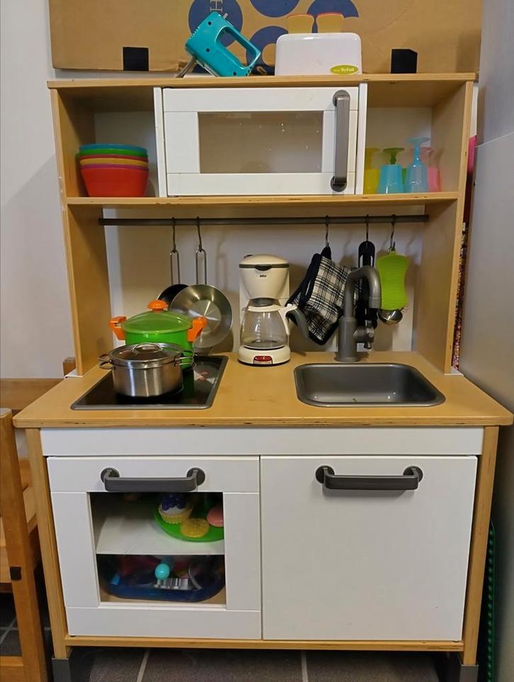 Ikea keukentje met véél toebehoren., Kinderen en Baby's, Speelgoed | Playmobil, Gebruikt, Complete set, Ophalen