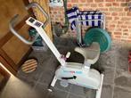 Hometrainer, Sport en Fitness, Fitnessapparatuur, Ophalen, Kunststof, Gebruikt, Benen