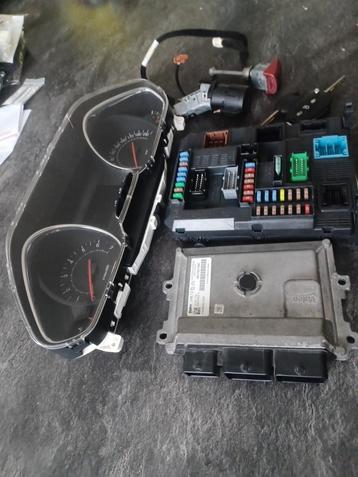 Peugeot 1.2 vti  Ecu/Bsi/Cluster set  beschikbaar voor biedingen