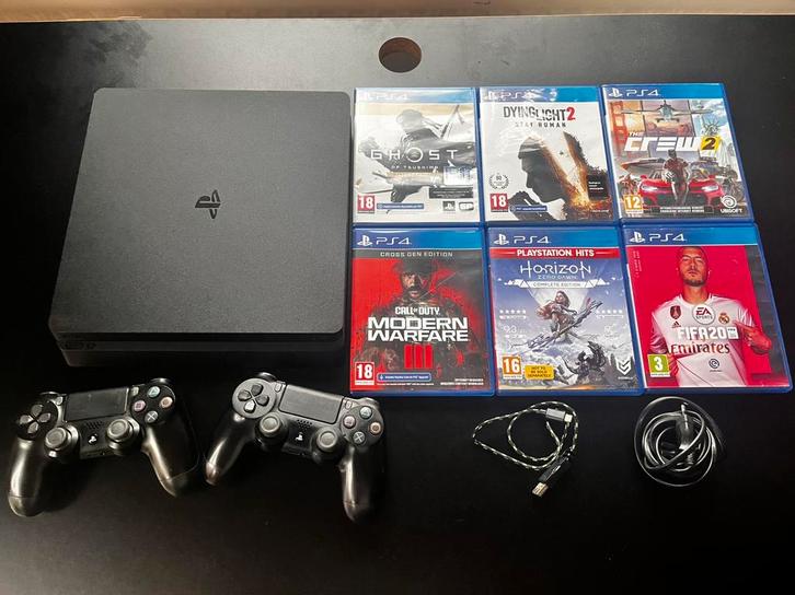 Playstation 4 slim - 2 controlers - 6 games, Games en Spelcomputers, Spelcomputers | Sony PlayStation 4, Gebruikt, Slim, 500 GB