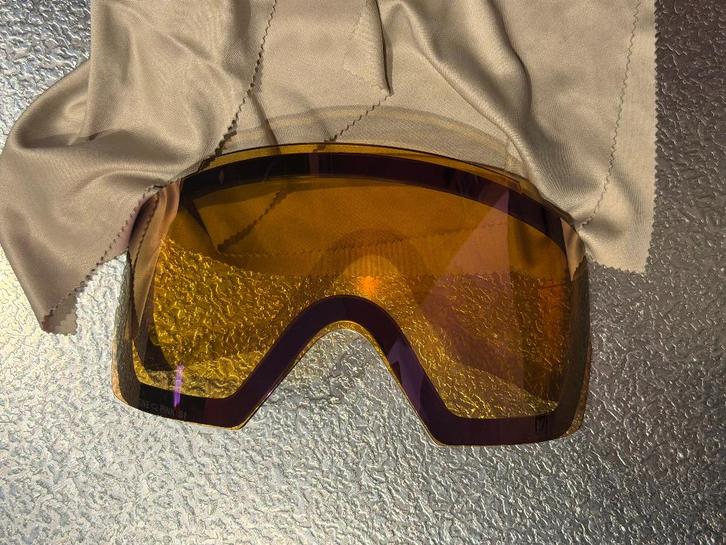 Objectif de perception ANON M5, rose nuageux, VLT 53 %/S1, Sports & Fitness, Snowboard, Neuf, Autres types, Enlèvement