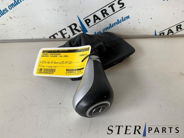 Versnellingspookhoes van een Mercedes C-Klasse, Auto-onderdelen, Interieur en Bekleding, Mercedes-Benz, Gebruikt, 3 maanden garantie