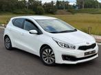 Kia Ceed 1.4i 54.000KM CAMERA JANTES NAVI GARANTIE NEW !!, Voorwielaandrijving, 1325 kg, 4 cilinders, Leder en Stof