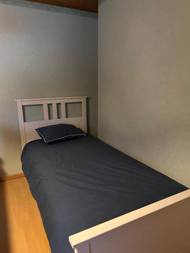 Bed 90 x 200, Huis en Inrichting, Slaapkamer | Bedden, Gebruikt, Eenpersoons, 90 cm, 200 cm, Hout, Wit, Ophalen