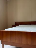 vintage set (bed / grote kleerkast + ladekast), Ophalen, Gebruikt, Tweepersoons, Vintage
